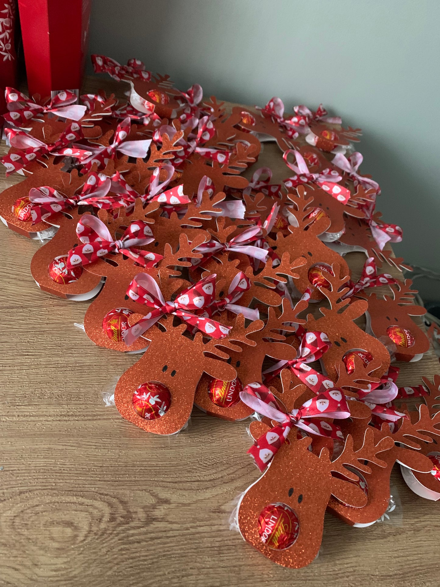 Christmas Reindeer Lindt Chocolate Holder Stocking Filler Table Decoration Bulk Gift For Teacher Children Family Chocolate Favours