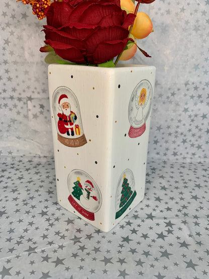 Snow Globe White Christmas Vase